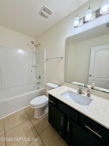 395 FOREST MEADOW Lane, Orange Park, FL 32065