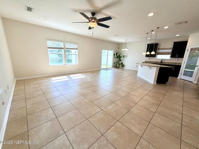 395 FOREST MEADOW Lane, Orange Park, FL 32065