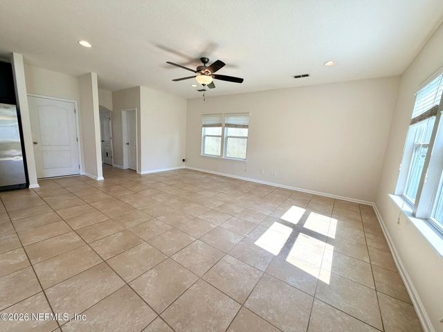 395 FOREST MEADOW Lane, Orange Park, FL 32065