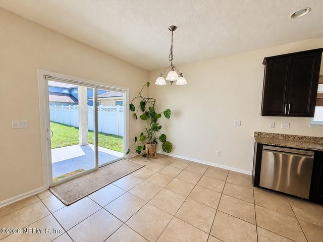 395 FOREST MEADOW Lane, Orange Park, FL 32065