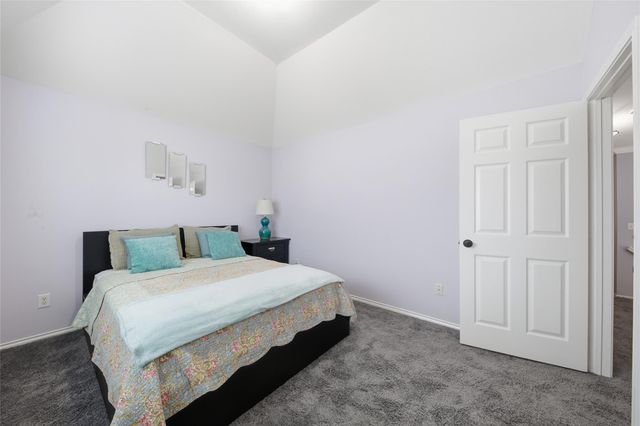 510 Crestwater Court, Houston, TX 77082