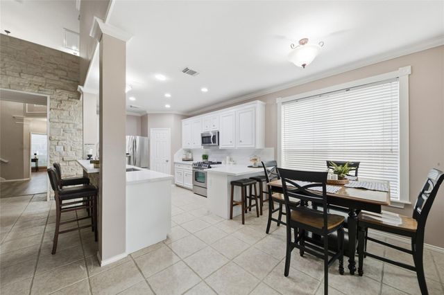 510 Crestwater Court, Houston, TX 77082