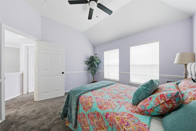 510 Crestwater Court, Houston, TX 77082