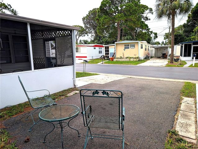 7803 46TH AVENUE N 49, St Petersburg, FL 33709