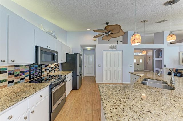 316 ROSELING CIRCLE, Venice, FL 34293