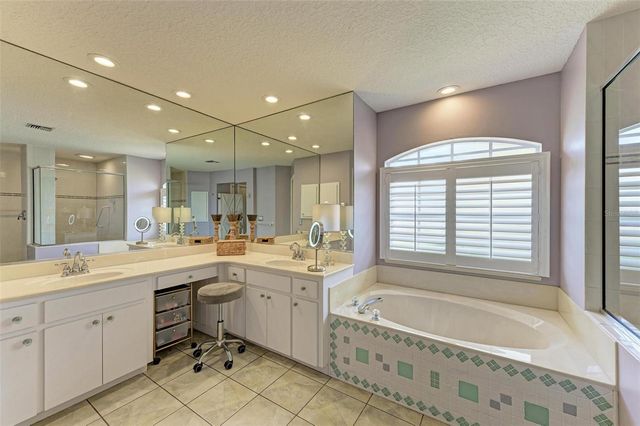 316 ROSELING CIRCLE, Venice, FL 34293