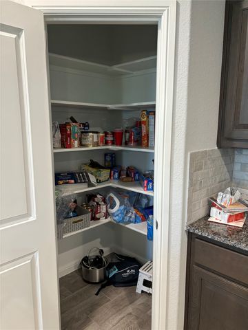 508 Doe Creek Lane, Glenn Heights, TX 75154