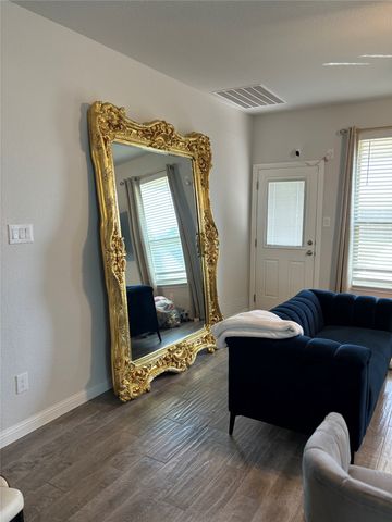 508 Doe Creek Lane, Glenn Heights, TX 75154