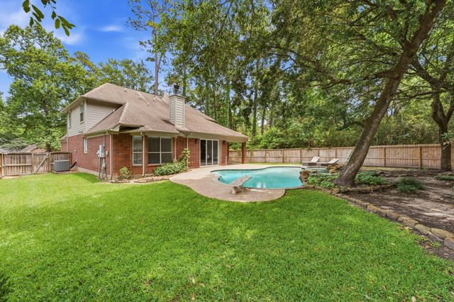 138 W Stockbridge Landing Circle, Spring, TX 77382
