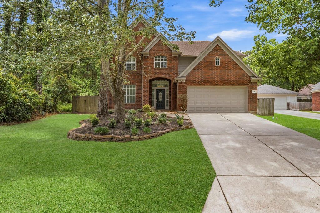 138 W Stockbridge Landing Circle, Spring, TX 77382