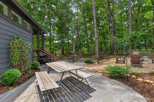 25 White Oak Trail, Monteagle, TN 37356