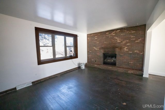 257 E Michigan Avenue, Ironwood, MI 49938