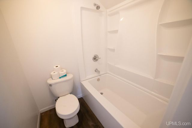 257 E Michigan Avenue, Ironwood, MI 49938