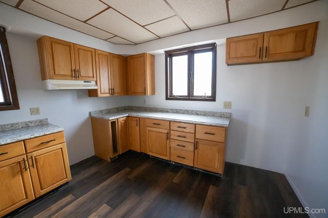 257 E Michigan Avenue, Ironwood, MI 49938