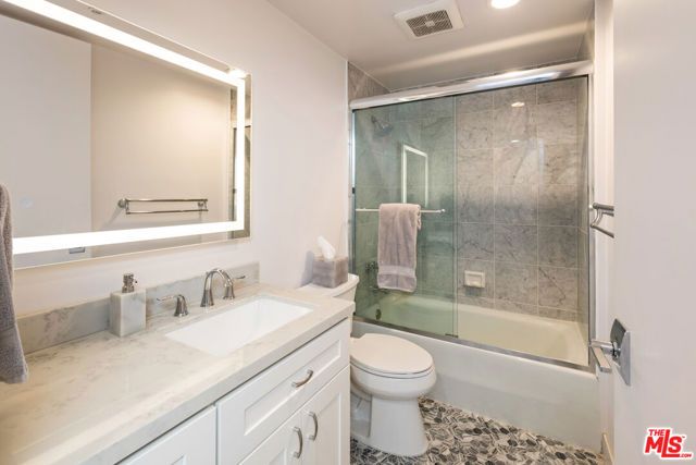 10520 Wilshire Boulevard 505, Los Angeles, CA 90024