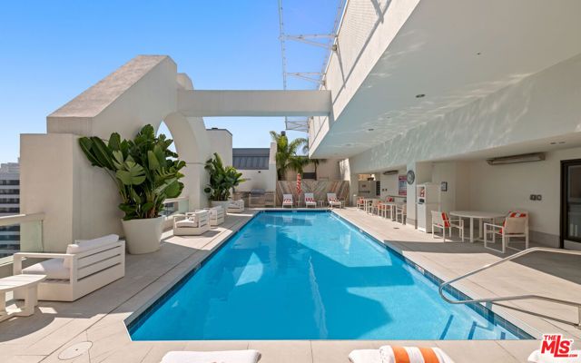 10520 Wilshire Boulevard 505, Los Angeles, CA 90024