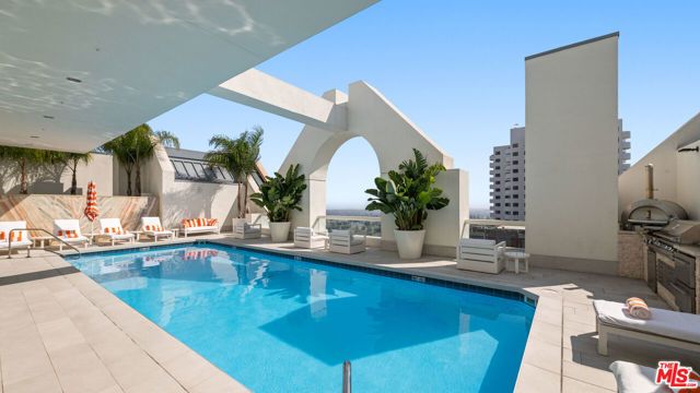 10520 Wilshire Boulevard 505, Los Angeles, CA 90024