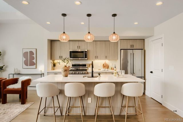 1922 W 38th Avenue, Denver, CO 80211