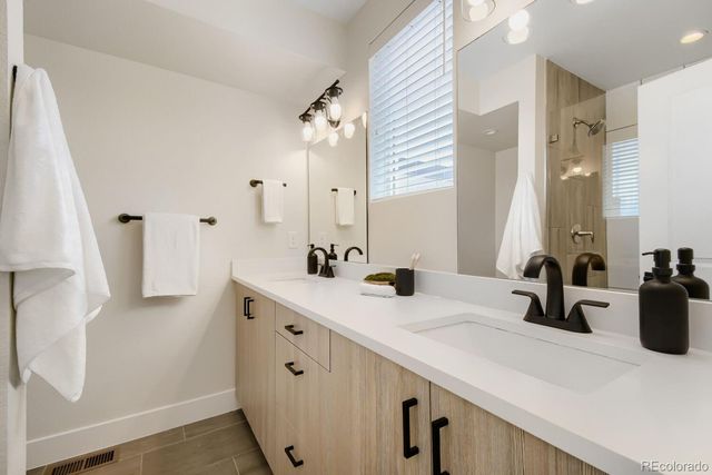 1922 W 38th Avenue, Denver, CO 80211