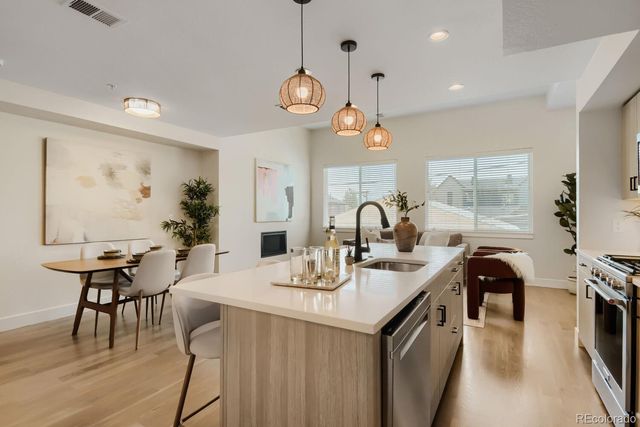 1922 W 38th Avenue, Denver, CO 80211