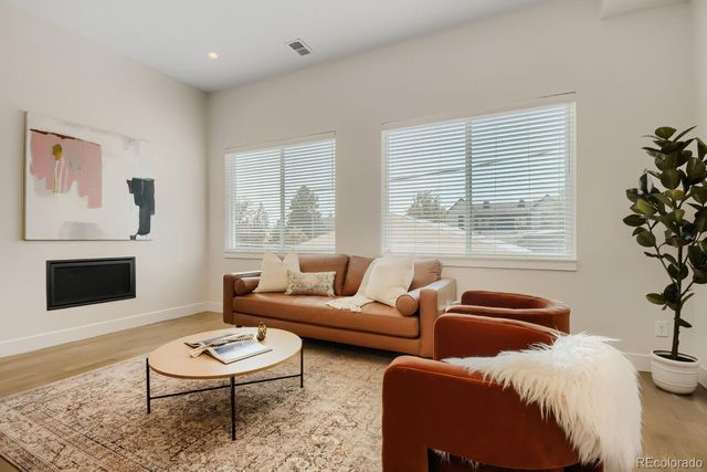 1922 W 38th Avenue, Denver, CO 80211