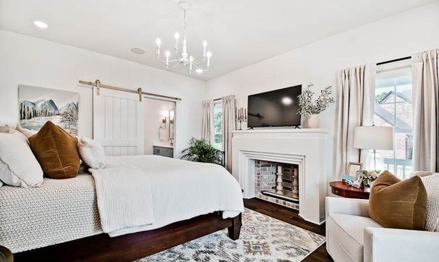 178 N Hawkstone Drive, Fayetteville, AR 72704