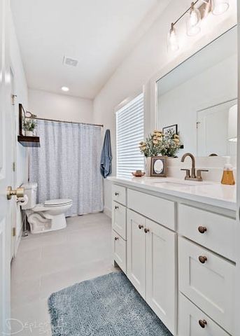 178 N Hawkstone Drive, Fayetteville, AR 72704