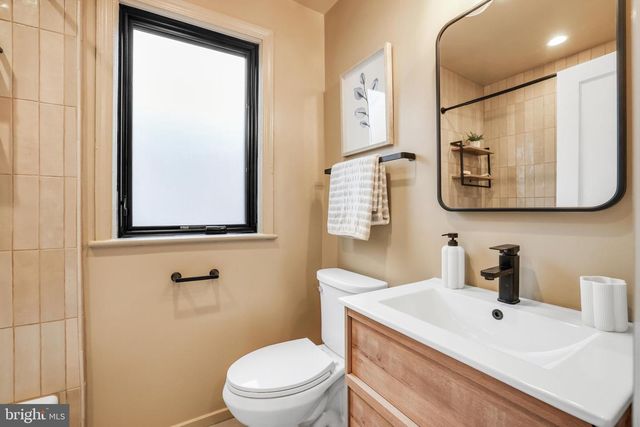 4014 BLAINE ST NE, Washington, DC 20019