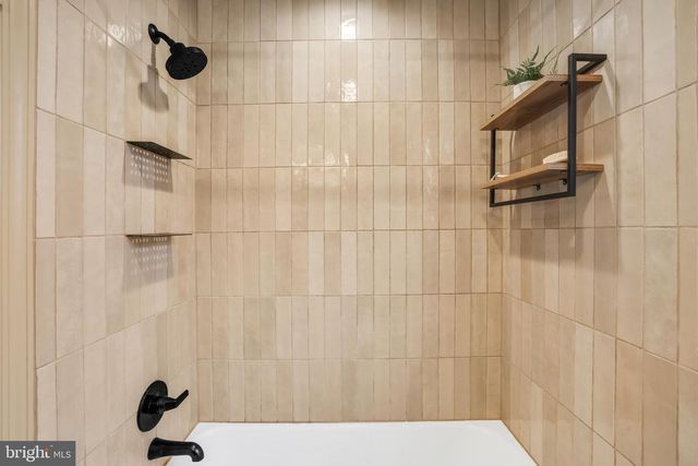 4014 BLAINE ST NE, Washington, DC 20019