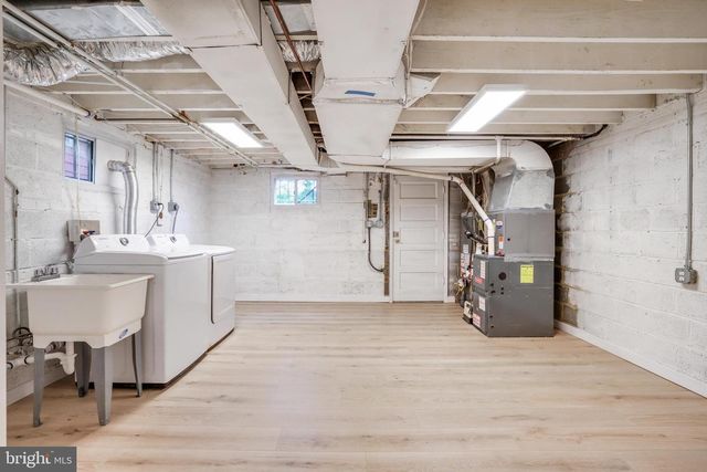 4014 BLAINE ST NE, Washington, DC 20019
