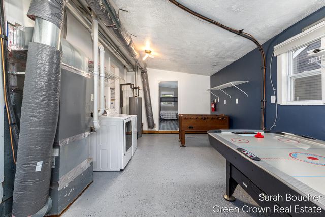 157 1st Avenue, Norton Shores, MI 49444