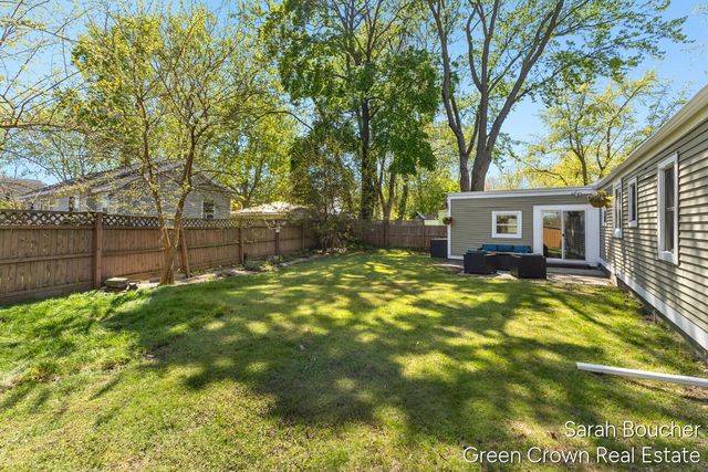 157 1st Avenue, Norton Shores, MI 49444