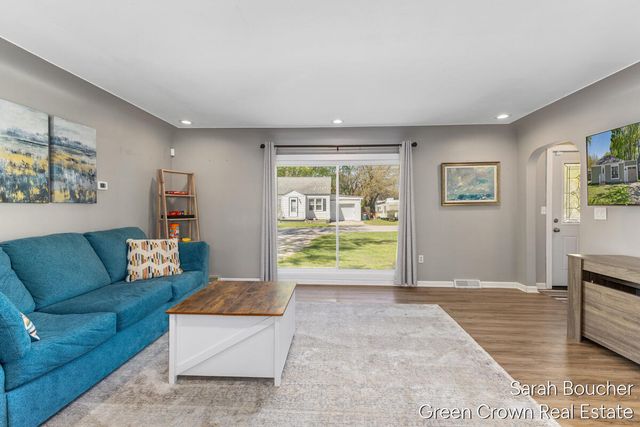 157 1st Avenue, Norton Shores, MI 49444