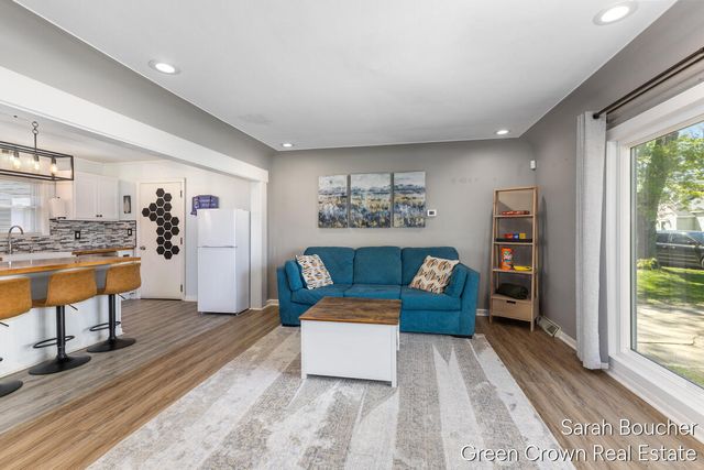 157 1st Avenue, Norton Shores, MI 49444