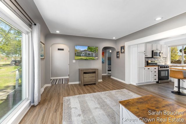 157 1st Avenue, Norton Shores, MI 49444