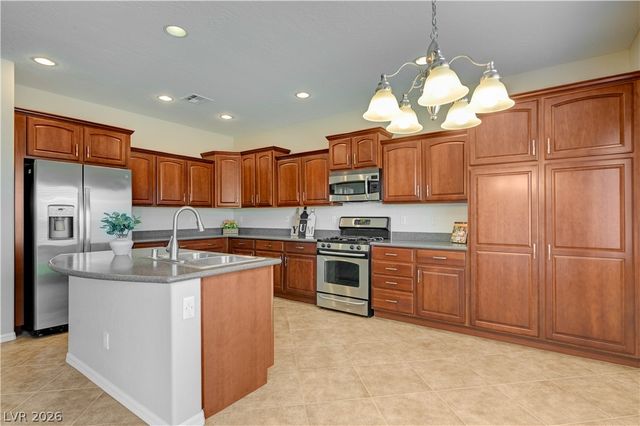 5694 Criollo Drive, Las Vegas, NV 89122