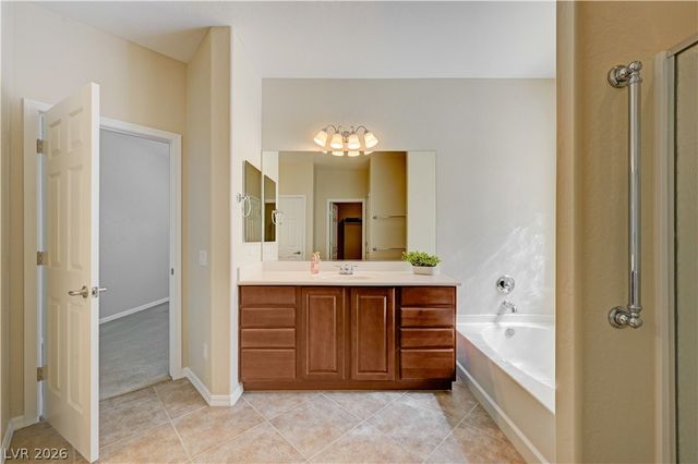 5694 Criollo Drive, Las Vegas, NV 89122