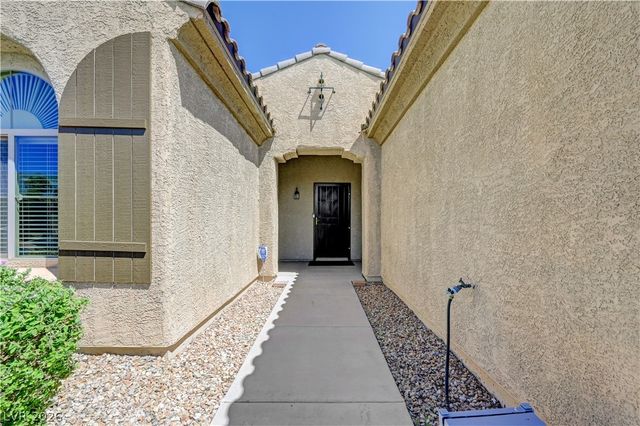 5694 Criollo Drive, Las Vegas, NV 89122