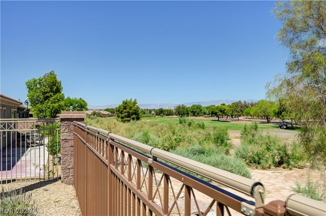 5694 Criollo Drive, Las Vegas, NV 89122