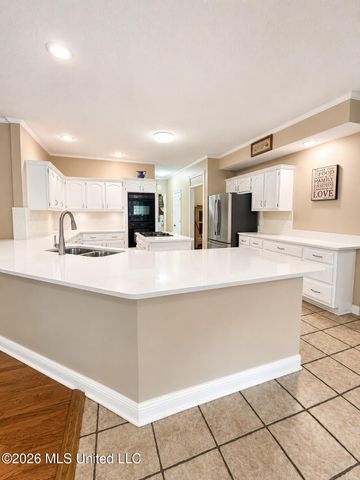 8041 Windersgate Circle, Olive Branch, MS 38654