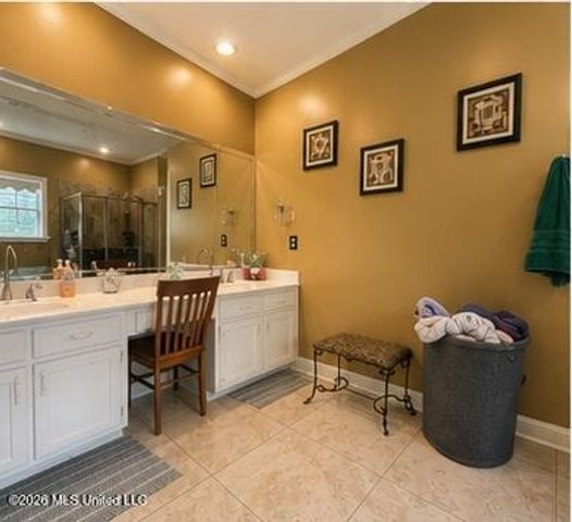 8041 Windersgate Circle, Olive Branch, MS 38654