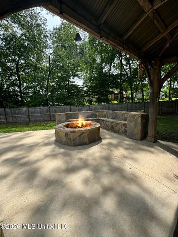8041 Windersgate Circle, Olive Branch, MS 38654