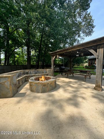 8041 Windersgate Circle, Olive Branch, MS 38654