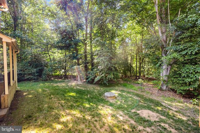 6153 RIVER FOREST DR, Manassas, VA 20112