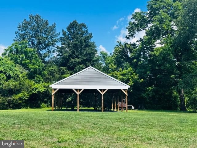 6153 RIVER FOREST DR, Manassas, VA 20112