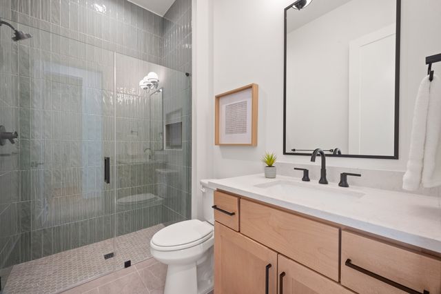 6108 Kenwood Avenue, Dallas, TX 75214