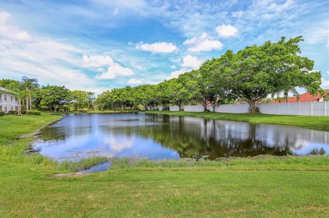 3605 54TH DRIVE W 204, Bradenton, FL 34210