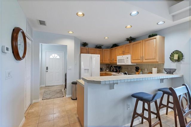 3605 54TH DRIVE W 204, Bradenton, FL 34210