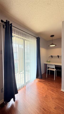 2120 El Paseo Street 1603, Houston, TX 77054