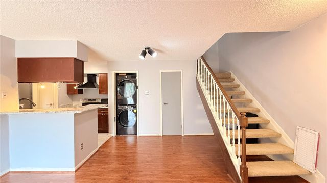 2120 El Paseo Street 1603, Houston, TX 77054